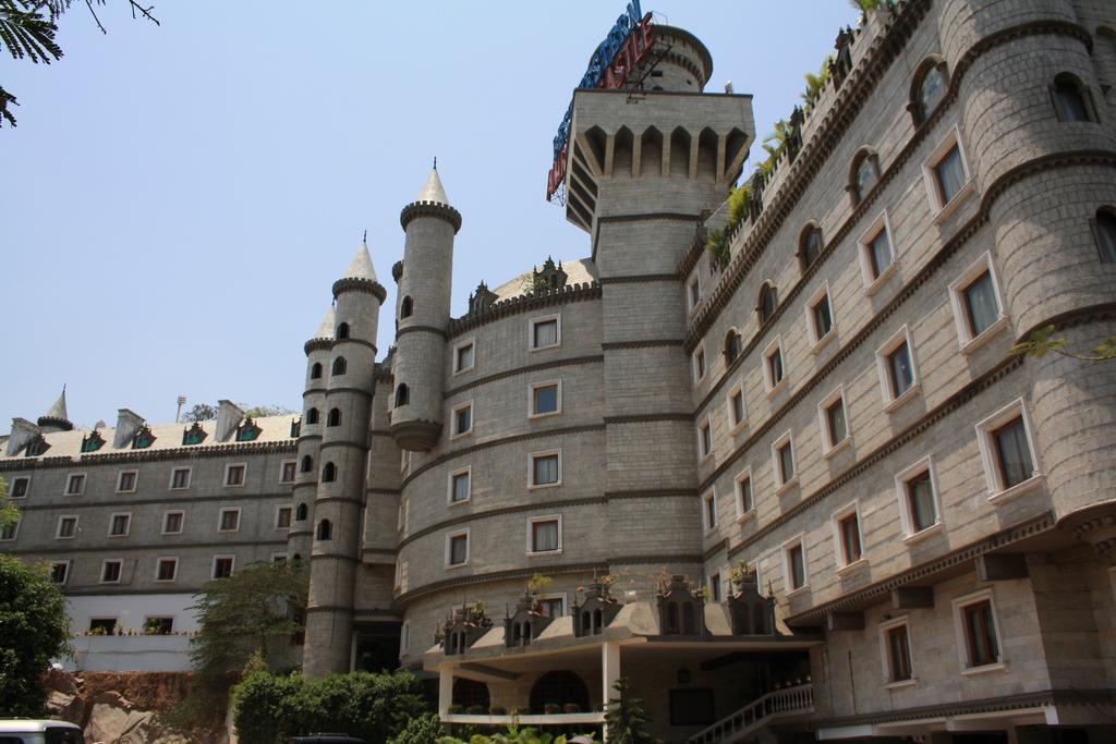 Best Western Amrutha Castle Hyderabad Exterior photo